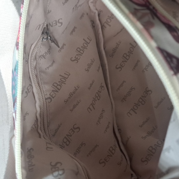 Multicolor Butterfly Purse Bag With Adjustable Strap - Picture 7 of 8